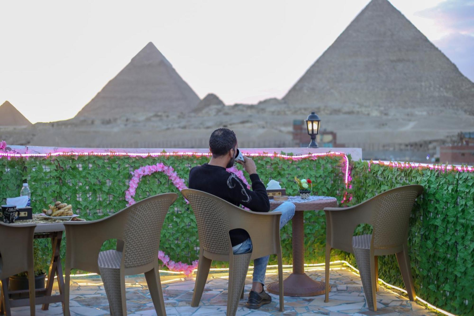 Pyramids Show Hotel Kafret el-Gabal Εξωτερικό φωτογραφία