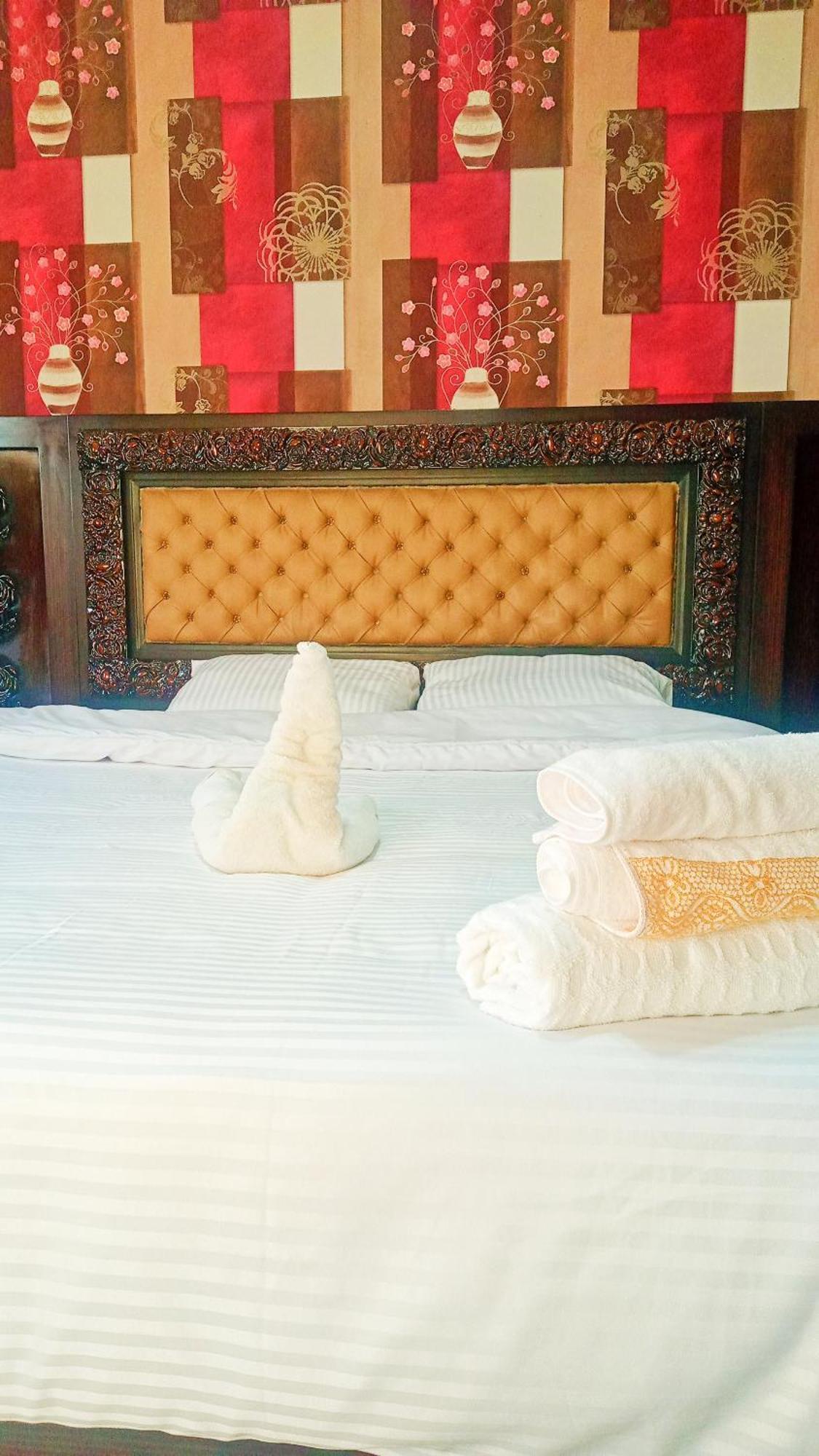 Pyramids Show Hotel Kafret el-Gabal Εξωτερικό φωτογραφία