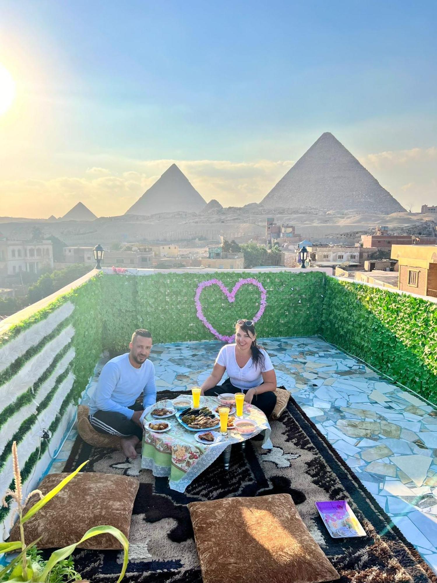 Pyramids Show Hotel Kafret el-Gabal Εξωτερικό φωτογραφία