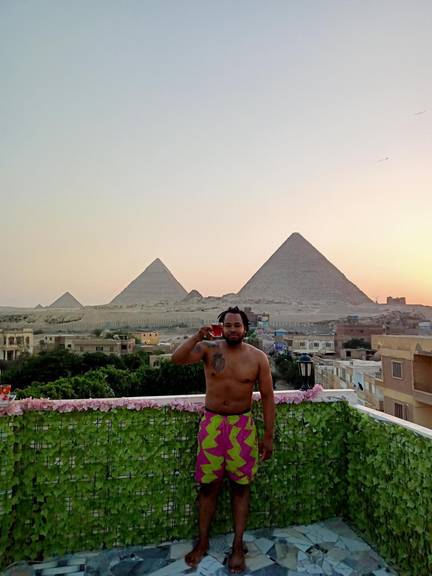Pyramids Show Hotel Kafret el-Gabal Εξωτερικό φωτογραφία