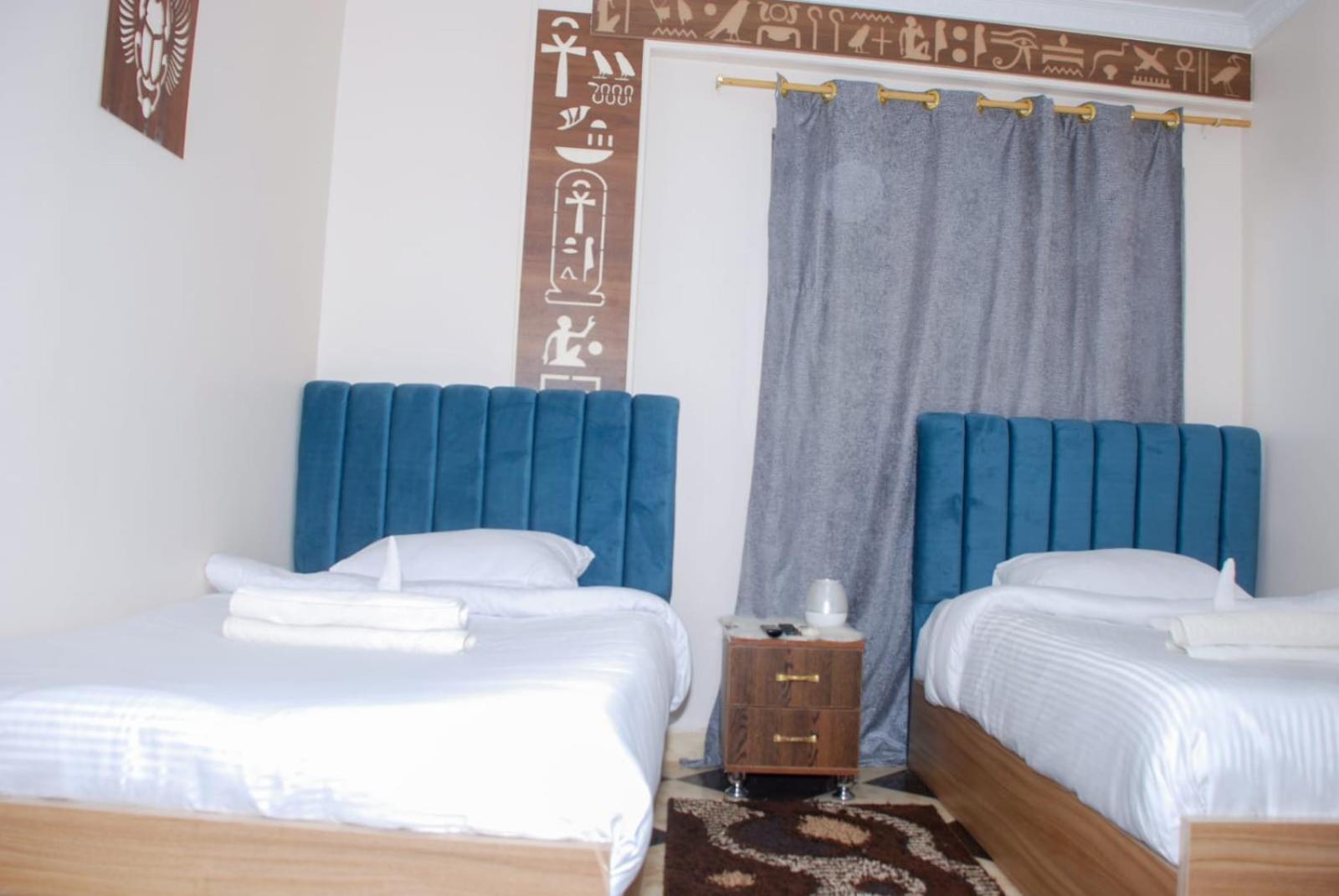 Pyramids Show Hotel Kafret el-Gabal Εξωτερικό φωτογραφία