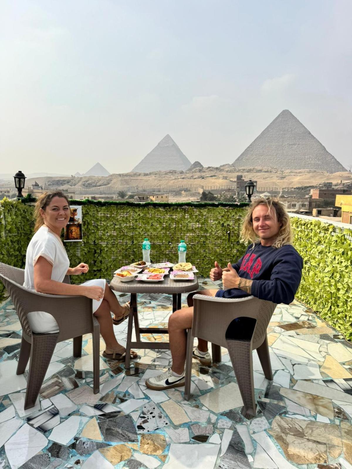 Pyramids Show Hotel Kafret el-Gabal Εξωτερικό φωτογραφία